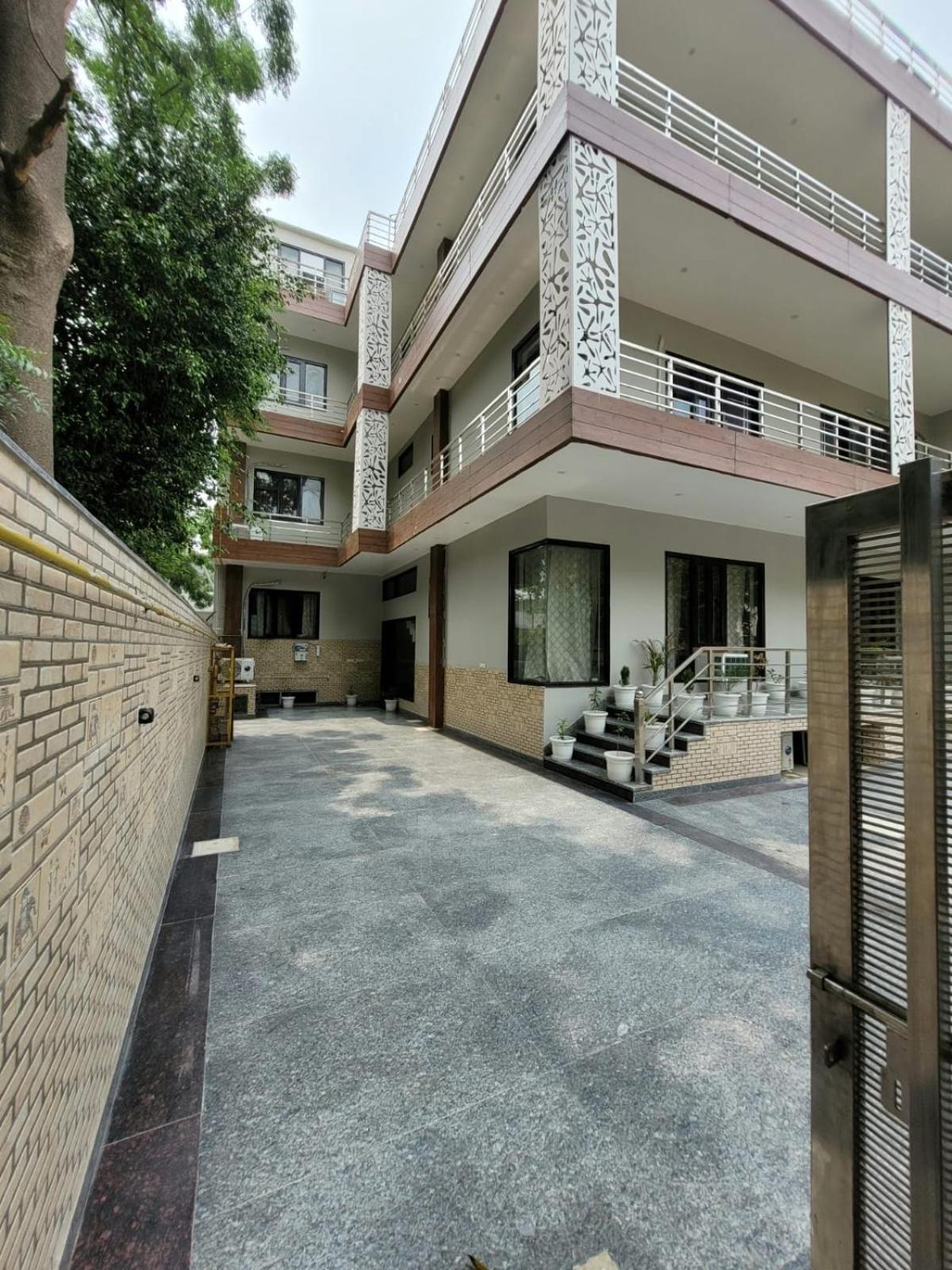 Raj Residency Stay Gurgaon Exterior photo