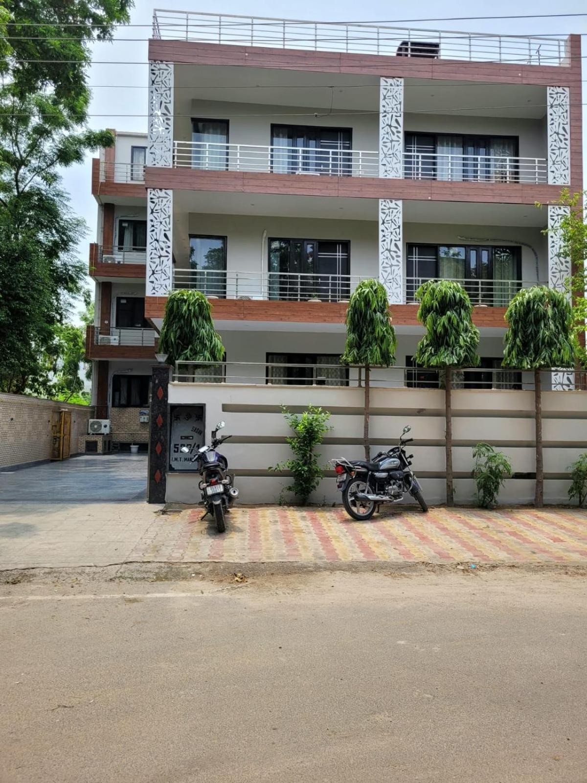 Raj Residency Stay Gurgaon Exterior photo